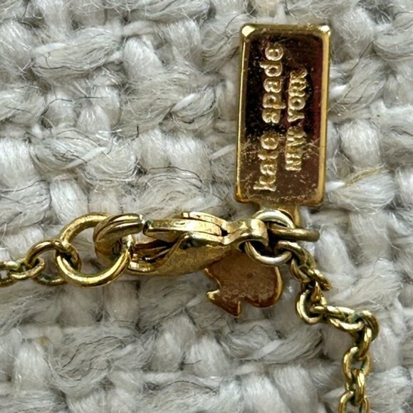 Kate Spade Take A Bow Long Scatter Gold Plated Necklace Cream Enamel 32 - Picture 5 of 5